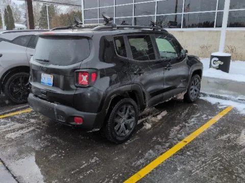 More photos of 2019 Jeep Renegade Latitude at Hank Graff Chevrolet Davison, MI