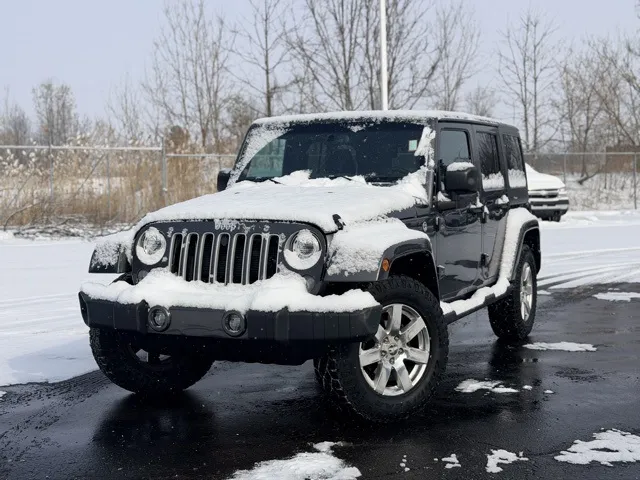Gray 2018 Jeep Wrangler JK Unlimited Sahara for sale in Davison, MI