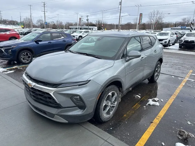 2025 Chevrolet Blazer 2LT's photo