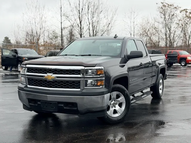 2015 Chevrolet Silverado 1500's photo