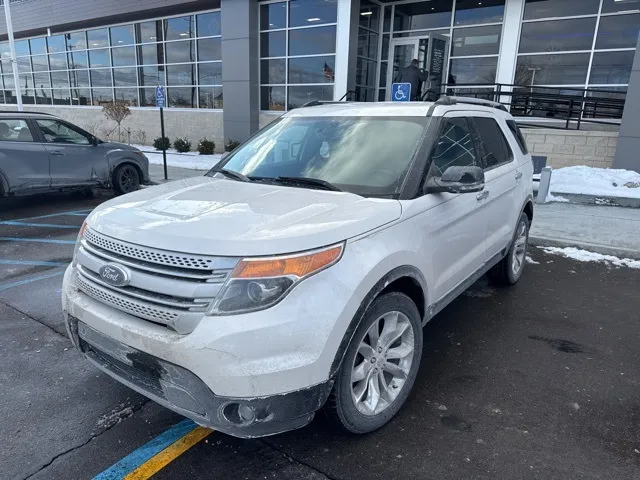 2015 Ford Explorer XLT's photo