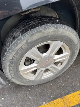 More photos of 2015 GMC Terrain SLE-2 at Hank Graff Chevrolet Davison, MI