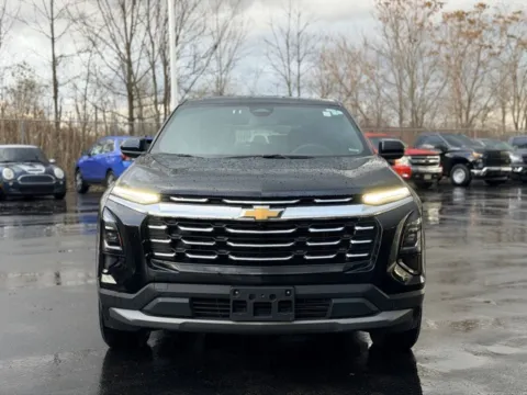 Photos of 2025 Chevrolet Equinox LT for sale in Davison, MI at Hank Graff Chevrolet Davison