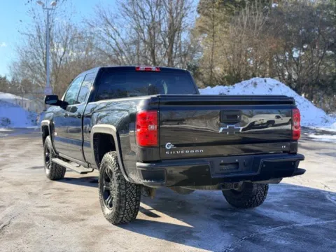 More photos of 2017 Chevrolet Silverado 1500 LT at Hank Graff Chevrolet Davison, MI