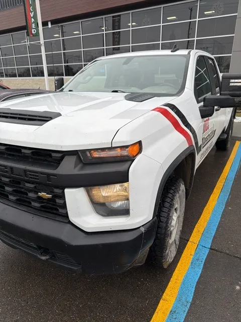 2020 Chevrolet Silverado HD WT's photo