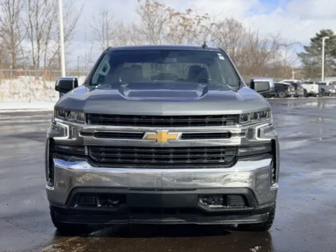 Photos of 2021 Chevrolet Silverado 1500 LT for sale in Davison, MI at Hank Graff Chevrolet Davison