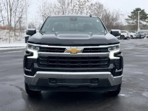 Photos of 2023 Chevrolet Silverado 1500 LT for sale in Davison, MI at Hank Graff Chevrolet Davison