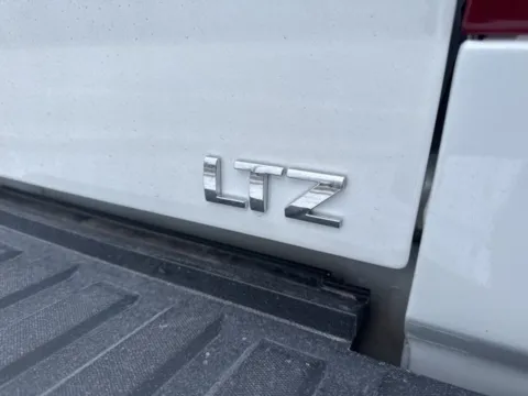 More photos of 2018 Chevrolet Silverado 1500 LTZ at Hank Graff Chevrolet Davison, MI