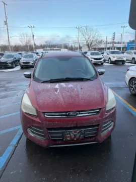 Photos of 2014 Ford Escape SE for sale in Davison, MI at Hank Graff Chevrolet Davison