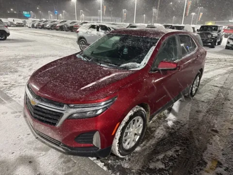 Red 2022 Chevrolet Equinox LT for sale in Davison, MI