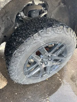 More photos of 2021 Chevrolet Silverado 1500 Custom Trail Boss at Hank Graff Chevrolet Davison, MI