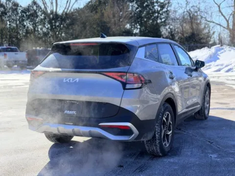 More photos of 2024 Kia Sportage LX at Hank Graff Chevrolet Davison, MI