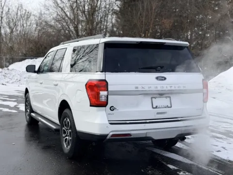 More photos of 2024 Ford Expedition Max XLT at Hank Graff Chevrolet Davison, MI