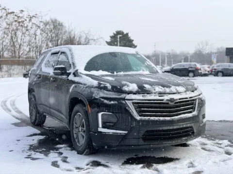 Photos of 2023 Chevrolet Traverse LT for sale in Davison, MI at Hank Graff Chevrolet Davison