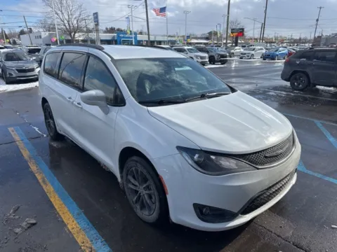 Another view of 2020 Chrysler Pacifica Launch Edition for sale in Davison, MI at Hank Graff Chevrolet Davison