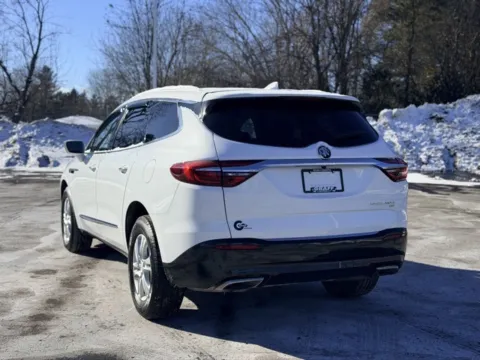 More photos of 2019 Buick Enclave Essence at Hank Graff Chevrolet Davison, MI