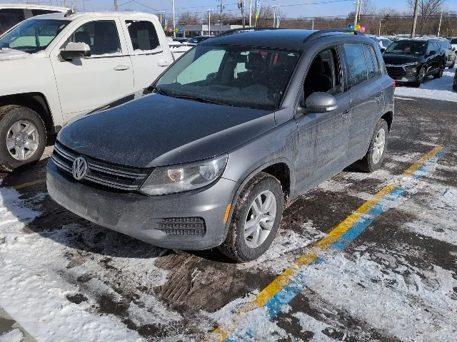 Black 2016 Volkswagen Tiguan SEL for sale in Davison, MI
