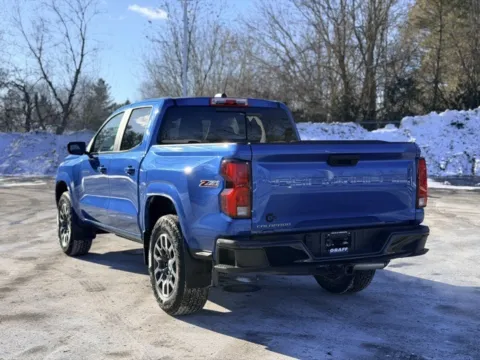 More photos of 2024 Chevrolet Colorado Z71 at Hank Graff Chevrolet Davison, MI