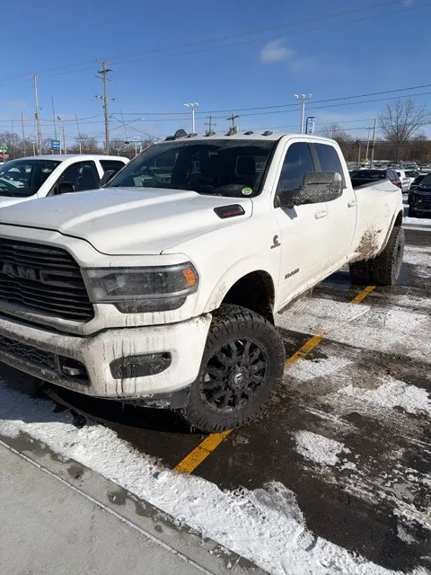White 2022 Ram 3500 Laramie for sale in Davison, MI