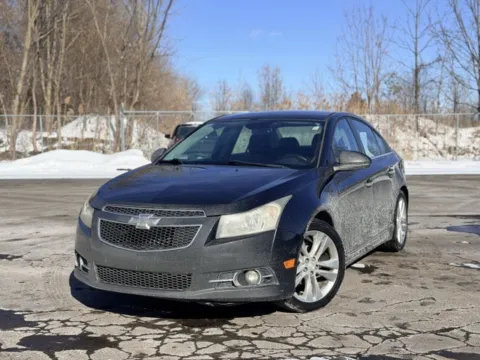 Black 2013 Chevrolet Cruze LTZ for sale in Davison, MI