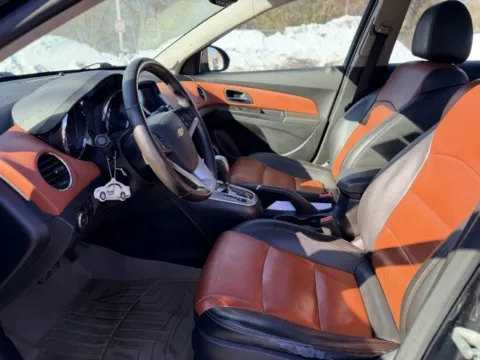 More photos of 2013 Chevrolet Cruze LTZ at Hank Graff Chevrolet Davison, MI