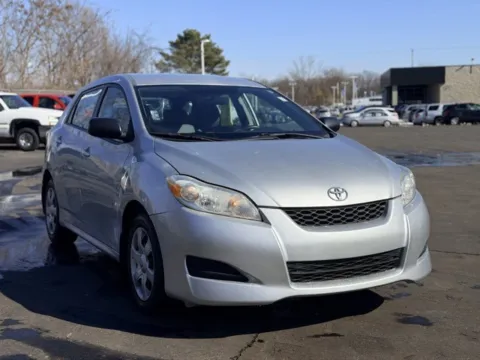 Photos of 2010 Toyota Matrix for sale in Davison, MI at Hank Graff Chevrolet Davison