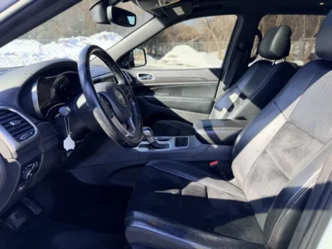 More photos of 2018 Jeep Grand Cherokee Altitude at Hank Graff Chevrolet Davison, MI