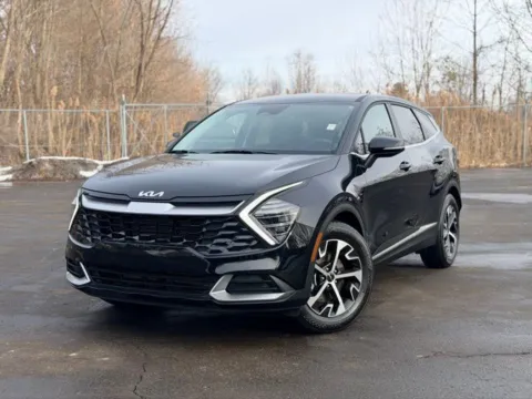 Black 2025 Kia Sportage EX for sale in Davison, MI