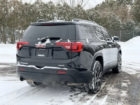 More photos of 2019 GMC Acadia SLT-1 at Hank Graff Chevrolet Davison, MI