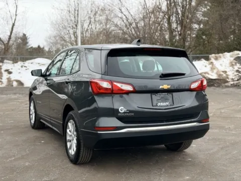 More photos of 2018 Chevrolet Equinox LS at Hank Graff Chevrolet Davison, MI