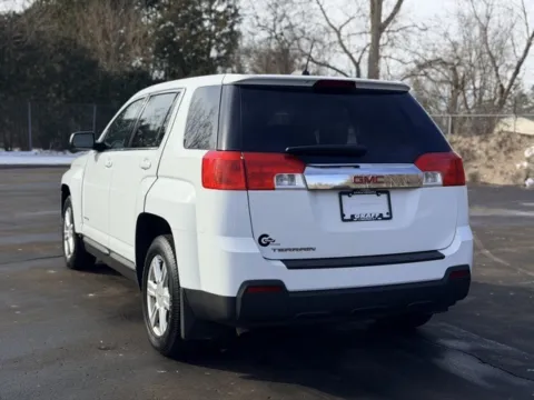 More photos of 2015 GMC Terrain SLE-1 at Hank Graff Chevrolet Davison, MI