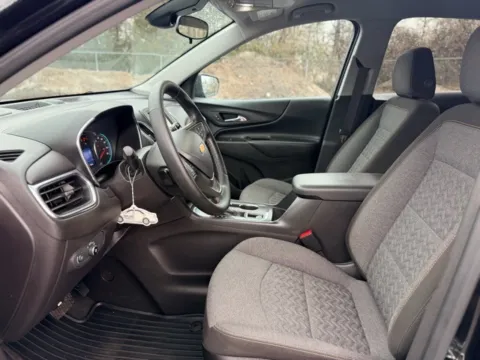 More photos of 2024 Chevrolet Equinox LT at Hank Graff Chevrolet Davison, MI