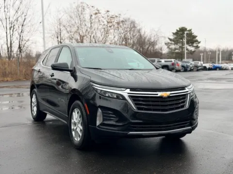 Photos of 2024 Chevrolet Equinox LT for sale in Davison, MI at Hank Graff Chevrolet Davison