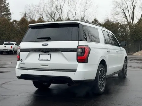 More photos of 2019 Ford Expedition Max Limited at Hank Graff Chevrolet Davison, MI
