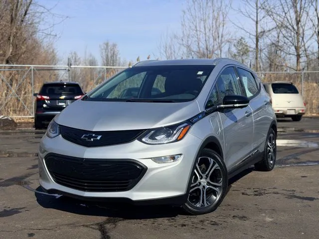 Used 2021 Chevrolet Bolt EV Premier with VIN 1G1FZ6S0XM4104857 for sale in Davison, MI