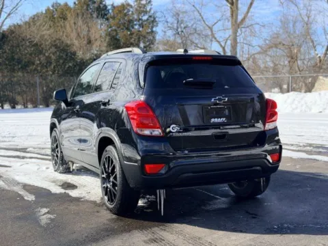 More photos of 2022 Chevrolet Trax LT at Hank Graff Chevrolet Davison, MI