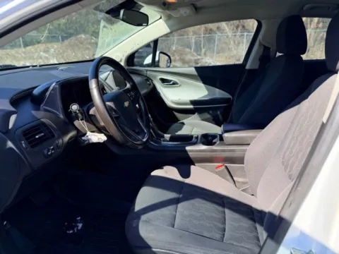 More photos of 2014 Chevrolet Volt at Hank Graff Chevrolet Davison, MI