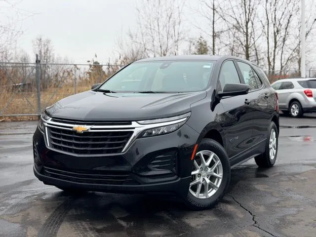 Black 2022 Chevrolet Equinox LS for sale in Davison, MI