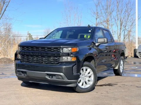 Black 2021 Chevrolet Silverado 1500 Custom for sale in Davison, MI