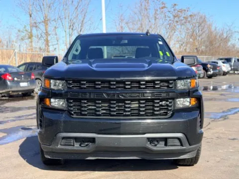 Photos of 2021 Chevrolet Silverado 1500 Custom for sale in Davison, MI at Hank Graff Chevrolet Davison