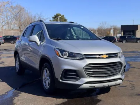 Photos of 2019 Chevrolet Trax LT for sale in Davison, MI at Hank Graff Chevrolet Davison