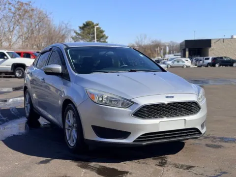 Photos of 2017 Ford Focus SE for sale in Davison, MI at Hank Graff Chevrolet Davison