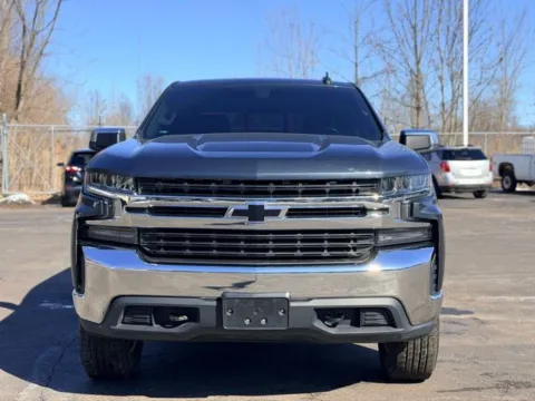 Photos of 2019 Chevrolet Silverado 1500 LT for sale in Davison, MI at Hank Graff Chevrolet Davison