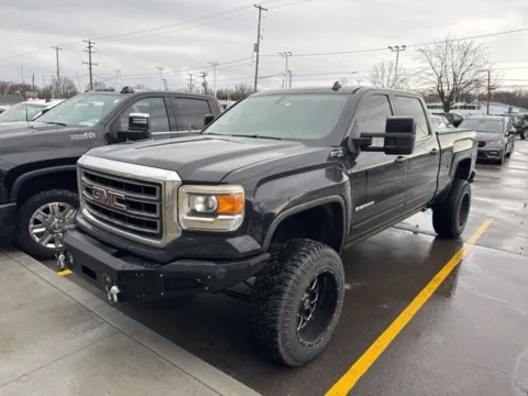Black 2014 GMC Sierra 1500 SLE for sale in Davison, MI