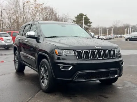 More photos of 2017 Jeep Grand Cherokee Limited at Hank Graff Chevrolet Davison, MI