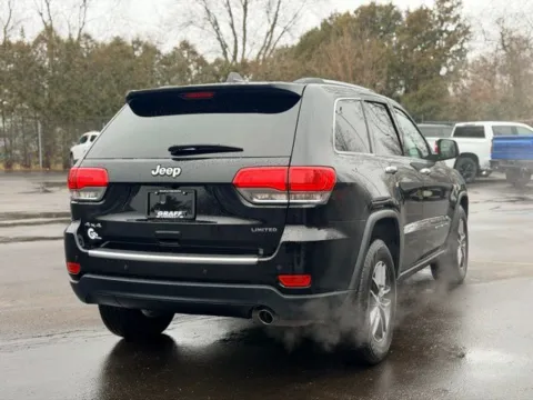 More photos of 2017 Jeep Grand Cherokee Limited at Hank Graff Chevrolet Davison, MI