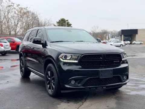 More photos of 2018 Dodge Durango SXT at Hank Graff Chevrolet Davison, MI