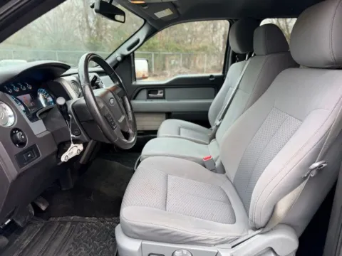 More photos of 2013 Ford F-150 XLT at Hank Graff Chevrolet Davison, MI