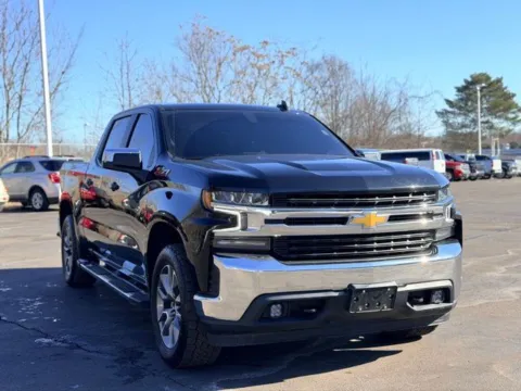 Another view of 2021 Chevrolet Silverado 1500 LT for sale in Davison, MI at Hank Graff Chevrolet Davison