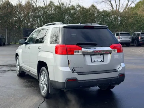 More photos of 2014 GMC Terrain SLE-2 at Hank Graff Chevrolet Davison, MI